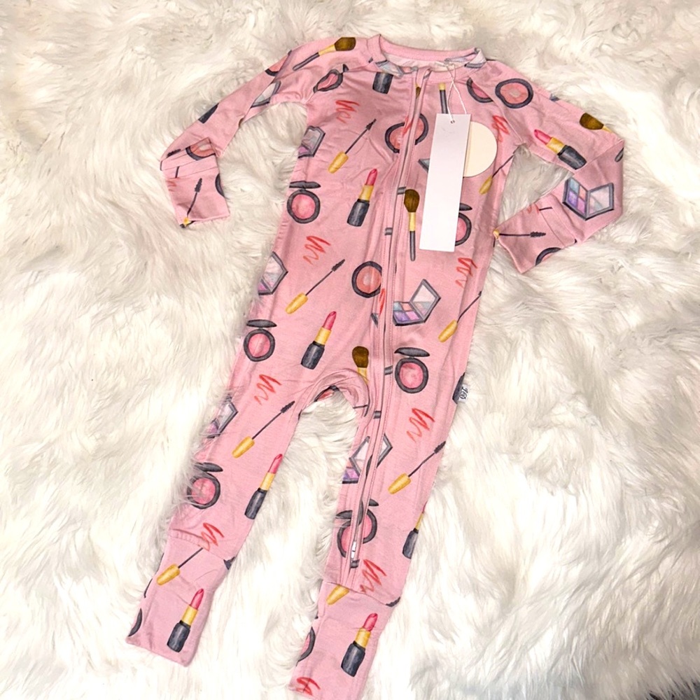 Bamboo convertible makeup footie 12-18m NWT